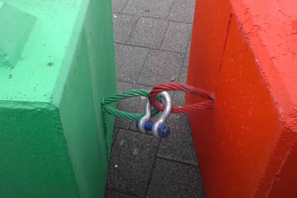 110 neue und miteinander verbundene Sicherheitssteine sollen mehr Sicherheit bieten. (Archivfoto)