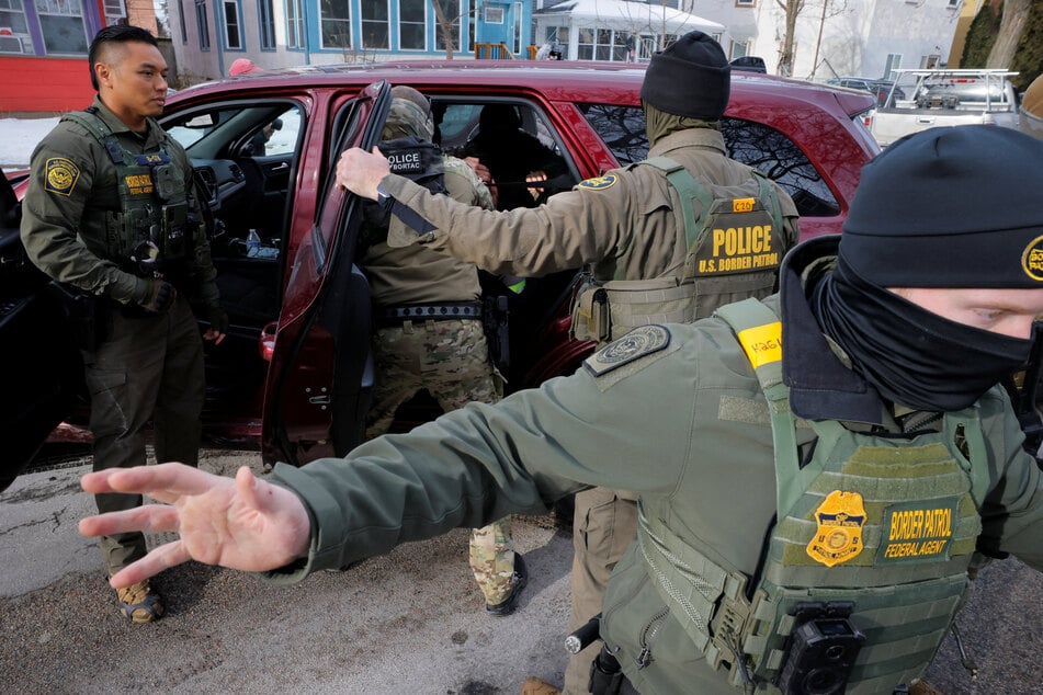 Hundreds more federal agents are being deployed to Minneapolis, Noem announced on Sunday.