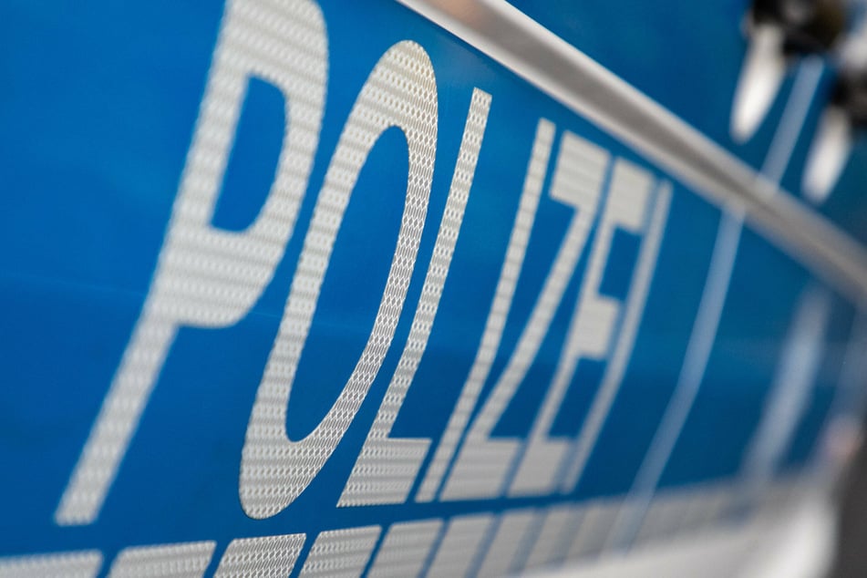 Der Mann wartete, bis die Polizei wieder das Haus verließ und kreuzte erneut bei seiner Ex auf - mit schmerzhaften Folgen.