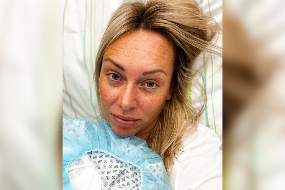 Influencerin Julia Holz (35) schockte ihre Fans vor einigen Wochen mit einer schlimmen Nachricht: Sie hat Gebärmutterhalskrebs. Mittlerweile wurde ihr der Tumor entfernt.