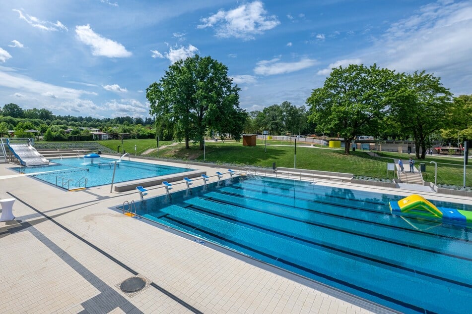 Noch bis zum 13. September ist das Freibad Bernsdorf geöffnet.