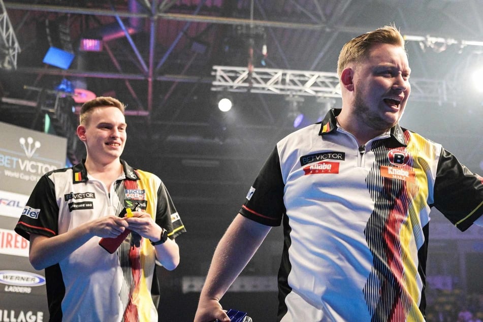 "Absolut scheiße": Deutscher Darts-Star verteidigt Kollegen mit Zähnen und Klauen