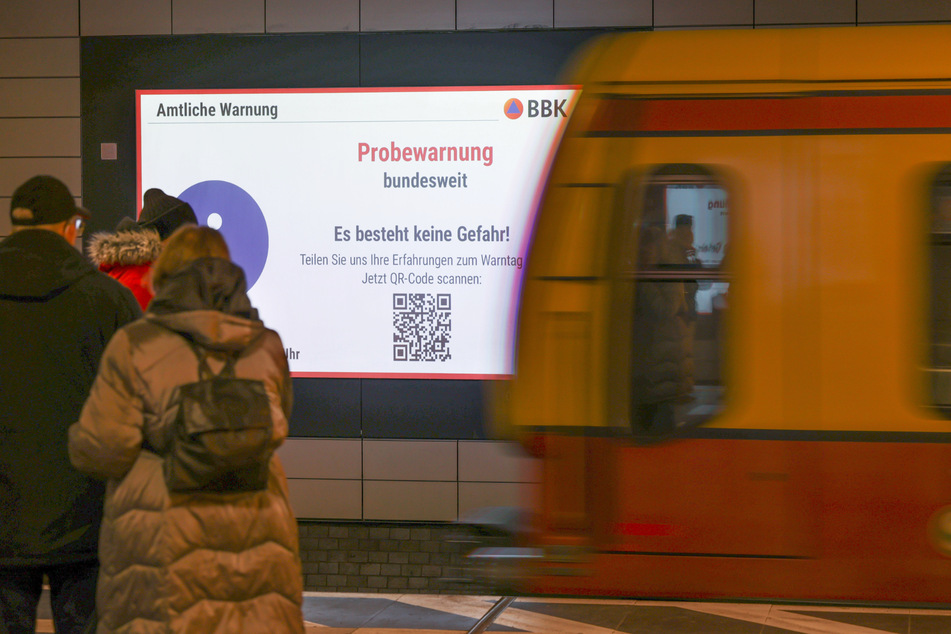 In der Berliner S-Bahn wurde ebenso gewarnt.