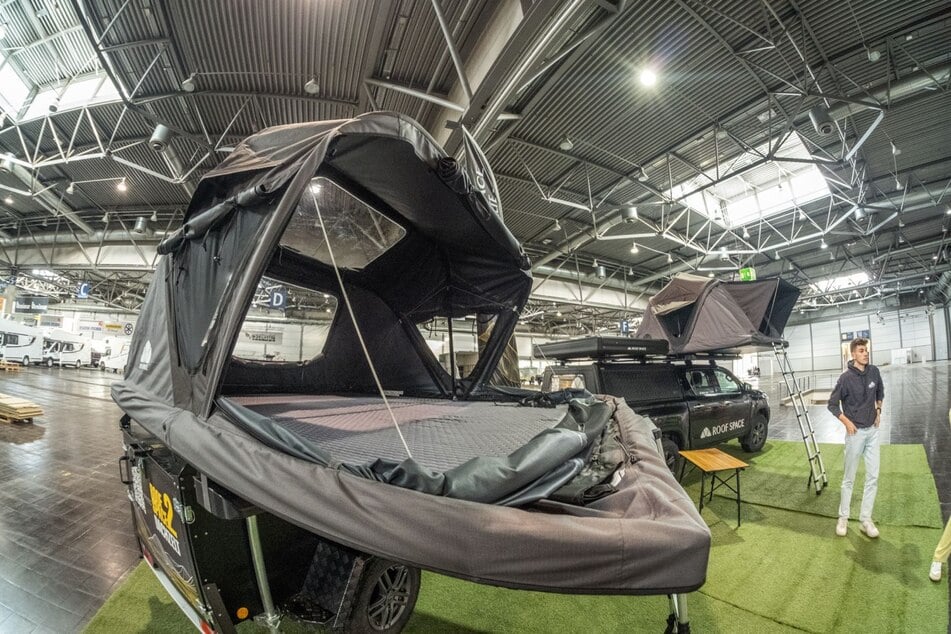 In Halle 5 wird alles vom klassischen Zelt über Selbstaufbauten bis hin zu Mobile Housing geboten.