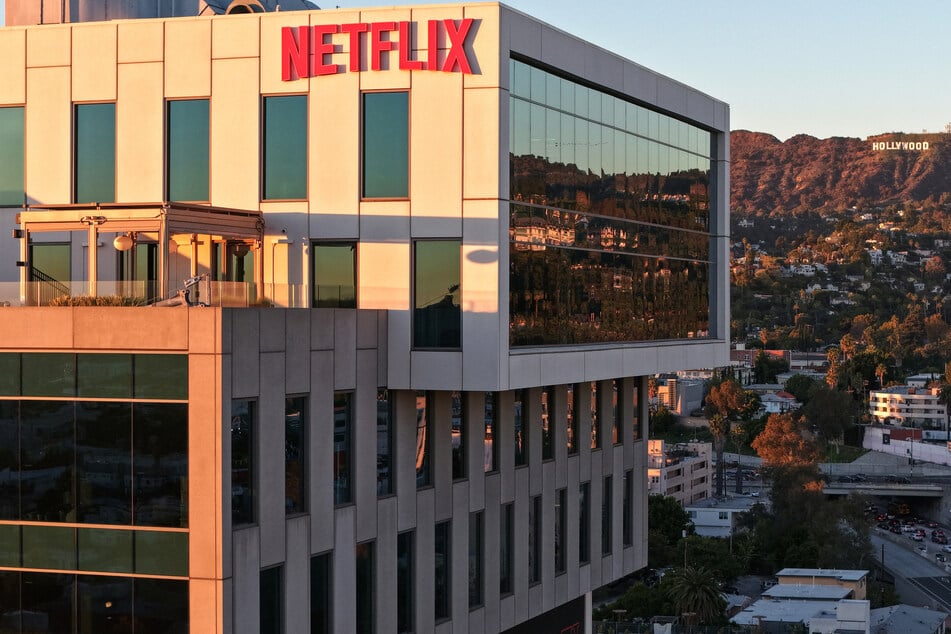 Die erste Staffel der Teen-Serie verzeichnete weltweit 252 Millionen Aufrufe - und brachte dem Unternehmen Netflix rund 360 Millionen US-Dollar (circa. 315 Millionen Euro) ein.