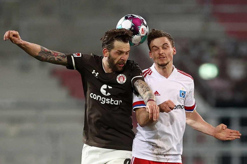 Guido Burgstaller (32, l.) und Moritz Heyer (26) treffen auch in der kommenden Saison wieder aufeinander.