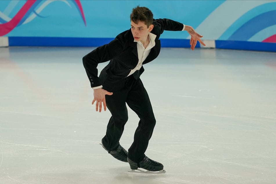 "Das Publikum soll mit dem richtigen Gefühl nach Hause gehen": Der Ukrainer Andrii Kokura (23) ist der Star bei Holiday On Ice 2026.