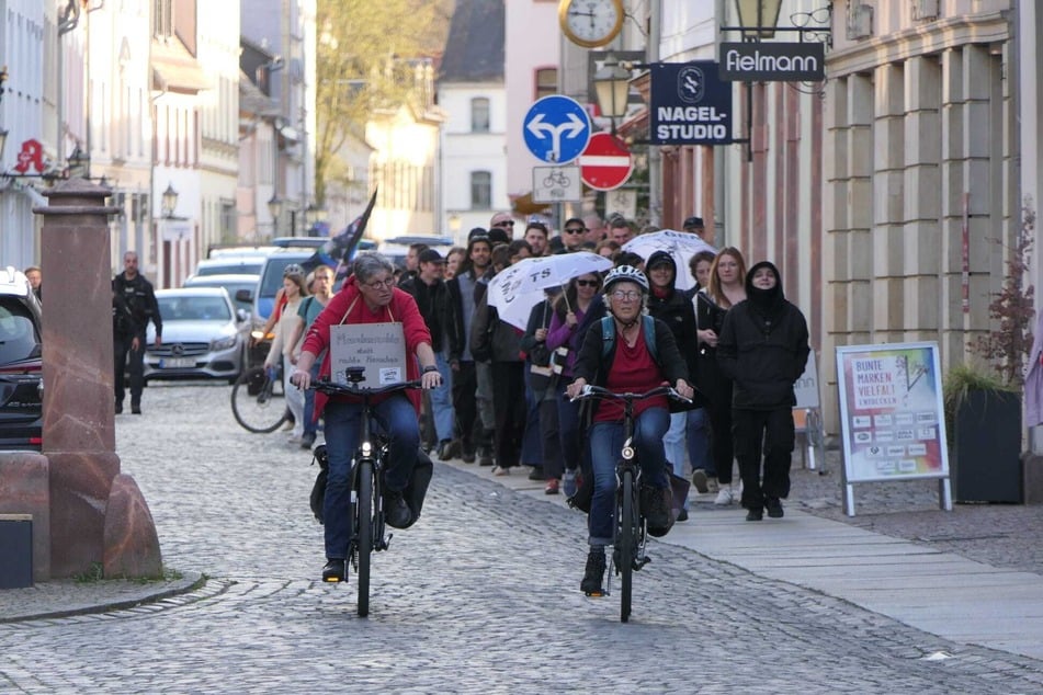 Ursprünglich sollte gegen die Veranstaltung "Mittelstand trifft Politik" protestiert werden.