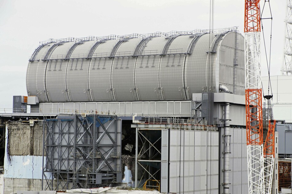 Es benötige wohl 40 Jahre um die Schäden des Atomunglücks zu beheben, heißt es unter anderem von der japanischen Regierung.