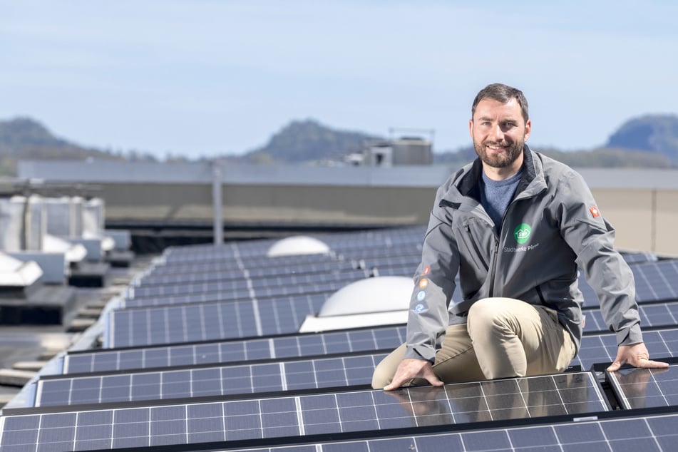 Stadtwerke verschenken den Strom: Sonnenenergie macht Mieter auf dem Sonnenstein froh