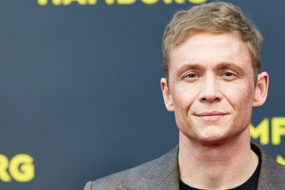 Matthias Schweighöfer über Social-Media-Verbot für Kinder: "Finde ich interessant"