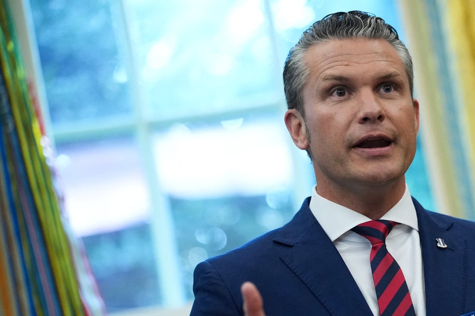 Hegseth makes surprise visit to Puerto Rico amid Trump's crackdown on drug cartels