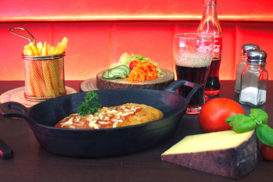 Sonderpreis zur Mittagszeit: Im SCHNIZZ Dresden gibt es für 8,95 Euro das Mittagsschnitzel.