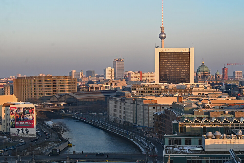 Das Bruttoinlandsprodukt lag in Berlin über dem Bundesdurchschnitt und über dem Wert des vorherigen Jahres.