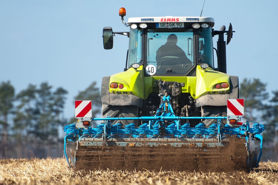 Grubber werden in der Landwirtschaft eingesetzt, um den Boden zu lockern. (Symbolbild)