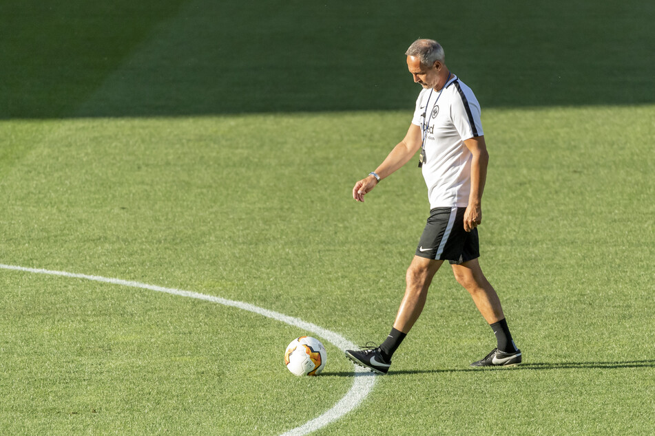 Eintracht-Coach Adi Hütter (50) während der Vorbereitung auf das verlorene Europa-League-Achtelfinal-Rückspiel beim FC Basel.