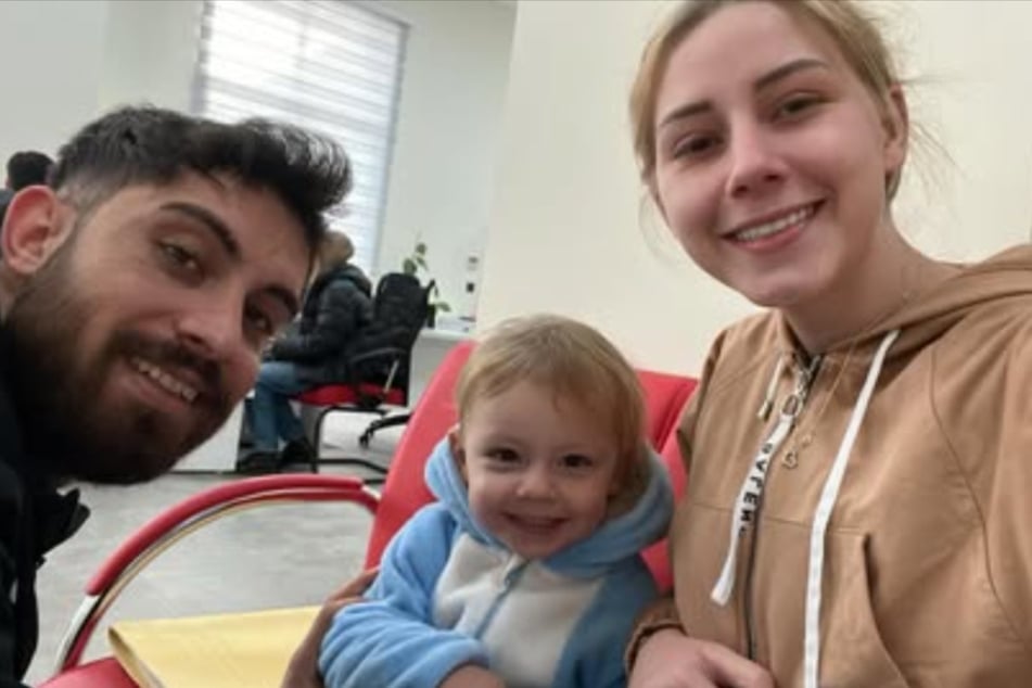 Wenn es nach der 21-jährigen Blondine geht, soll ihr Sohn Aurelio (2) eine kleine Schwester bekommen.