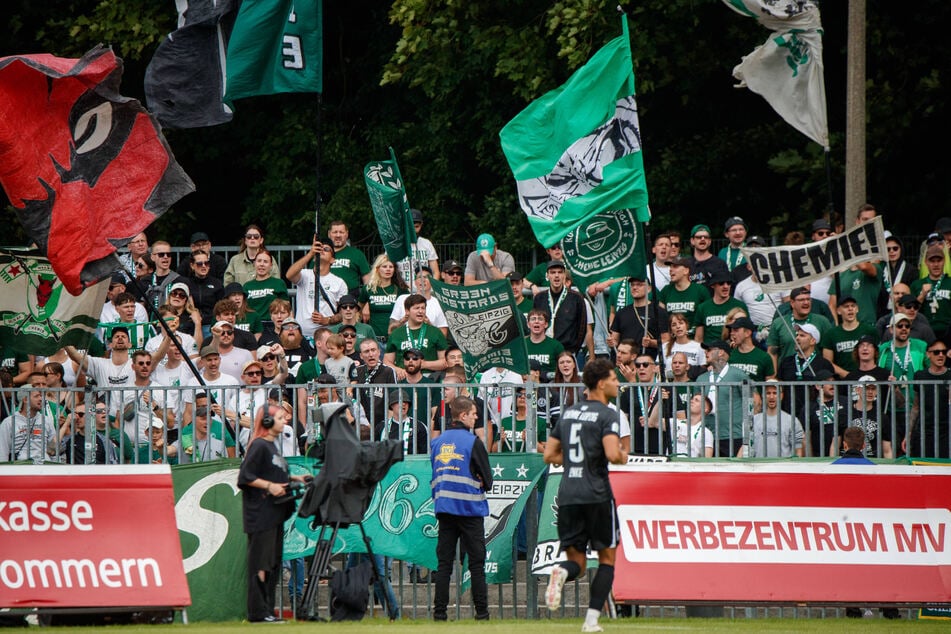 Die zahlreichen Fans der Chemiker, die den weiten Weg nach Greifswald auf sich genommen haben, erlebten einen schlimmen Nachmittag.