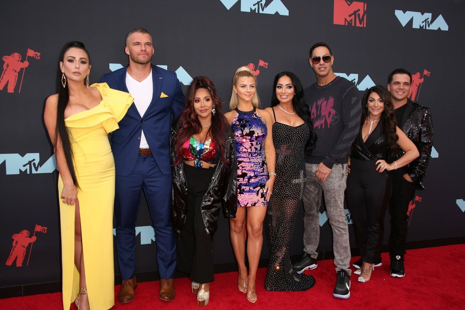 The cast of Jersey Shore: Family Vacation was "a little drunk" as they accepted their award of best docu-reality show.