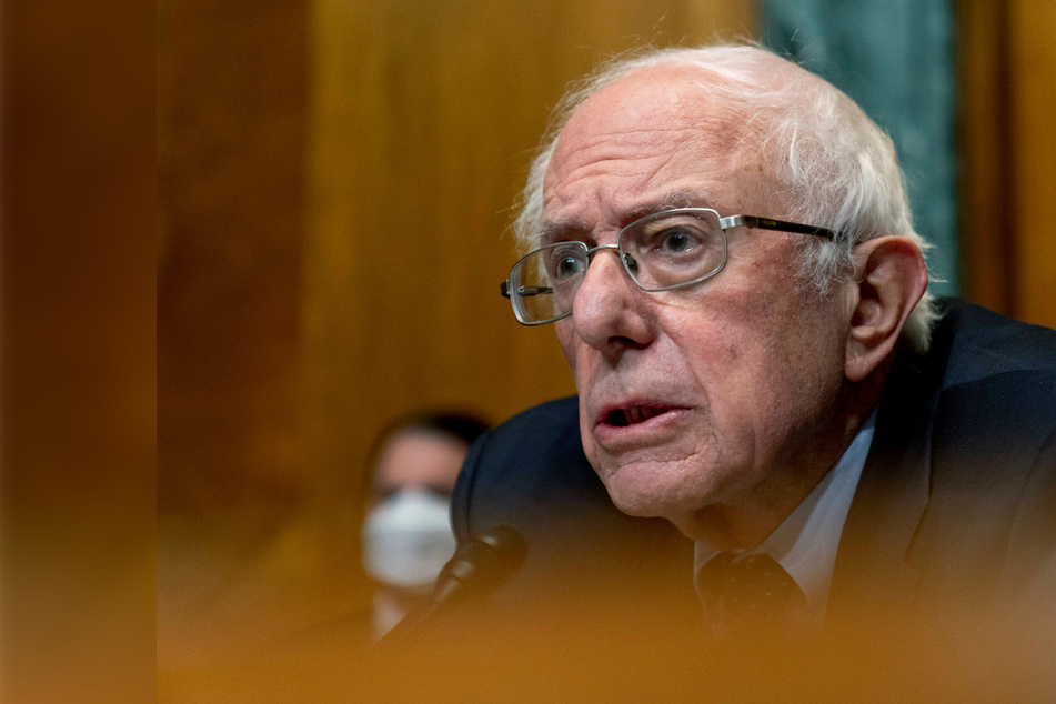 Bernie Sanders says Democrats will seek citizenship pathway for immigrants