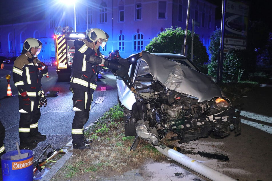 An dem Mercedes entstand Totalschaden.