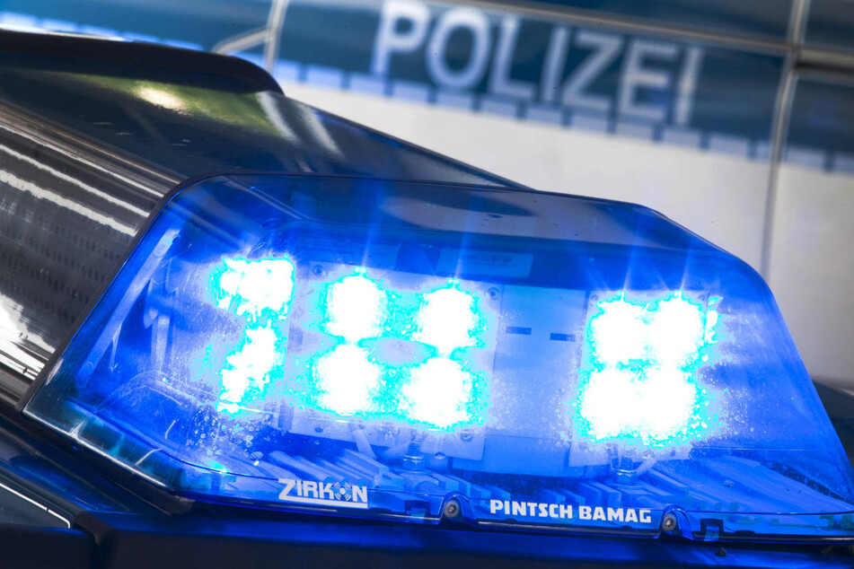 Berlin: Nicht bemerkt und von Laster überfahren: 60-Jähriger stirbt noch an Unfallort