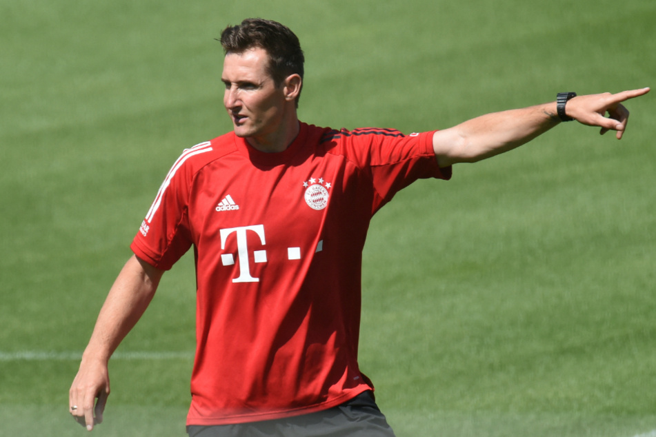 Beim FC Bayern München verdiente sich Miroslav Klose (44) als Jugendcoach und Co-Trainer erste Sporen auf Vereinsebene.