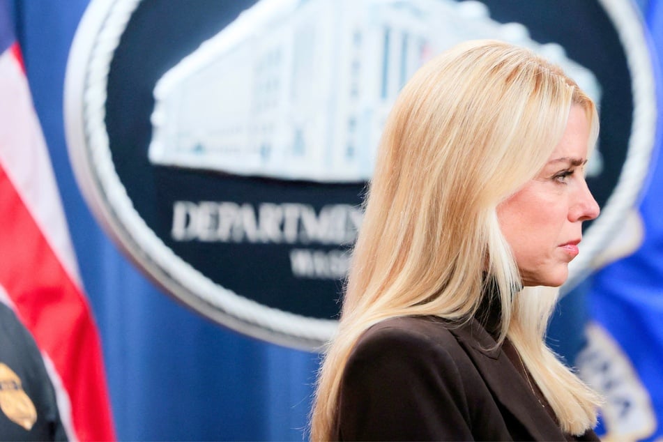 Pam Bondi vows deportations will "absolutely" continue despite judge orders