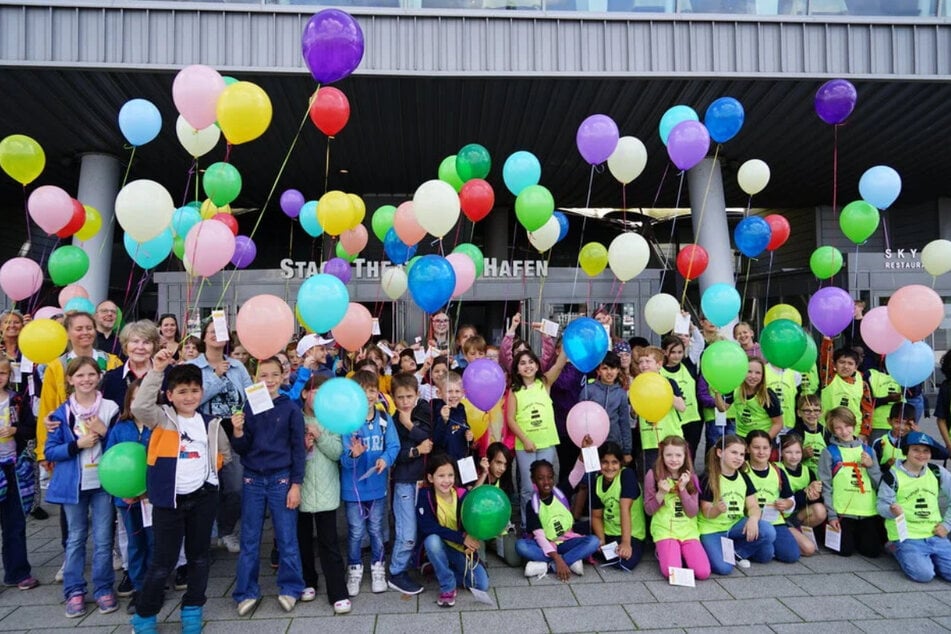 Hamburg: Bittere Bilanz von Luftballonaktion: Die meisten kamen nicht weit