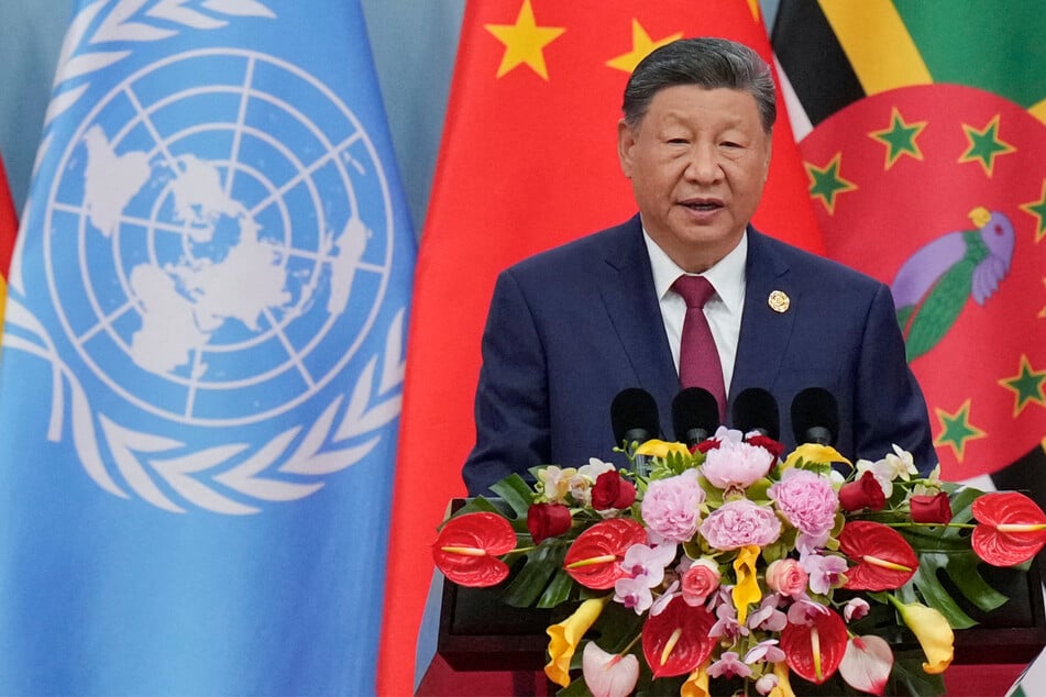 Chinese President Xi Jinping called on Taiwan's politicians to work towards "reunification" with China.