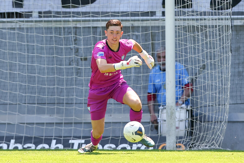 In großen Schritten nach vorne: Durchstarter Maximilian Kinzig (20) erhielt bei Mainz 05 einen lukrativen Vertrag bis Sommer 2027.
