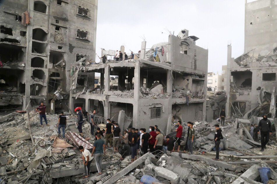Das Flüchtlingsviertel in Dschabalia gilt als wichtiger Stützpunkt der islamistischen Terrororganisation Hamas, die bei ihrem brutalen Überfall auf Israel rund 1200 Menschen ermordet hatte.