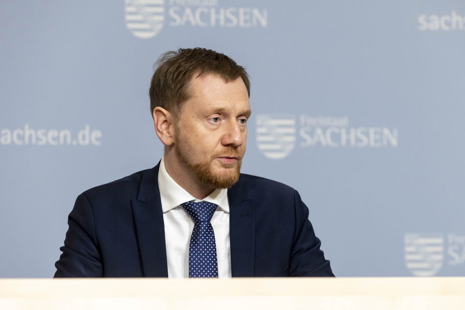 Sachsens Ministerpräsident Michael Kretschmer (47, CDU) hat Bedenken gegenüber Waffenlieferungen an die Ukraine. Viele seiner CDU-Parteikollegen sehen das anders.