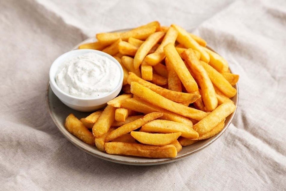Ob als Beilage oder Hauptgericht: Bei selbstgemachten Pommes Frites wird kaum einer Nein sagen.