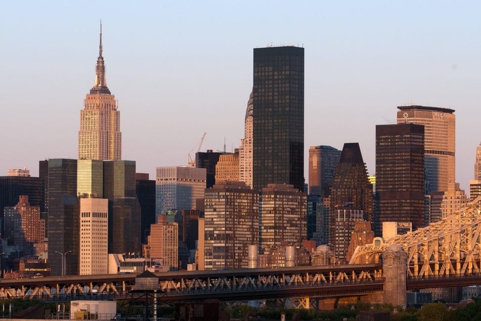 Is New York City sinking?
