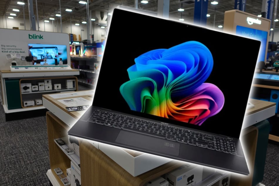 This Acer laptop typically costs over $1200, but for a limited time, you can get it for $400 less!