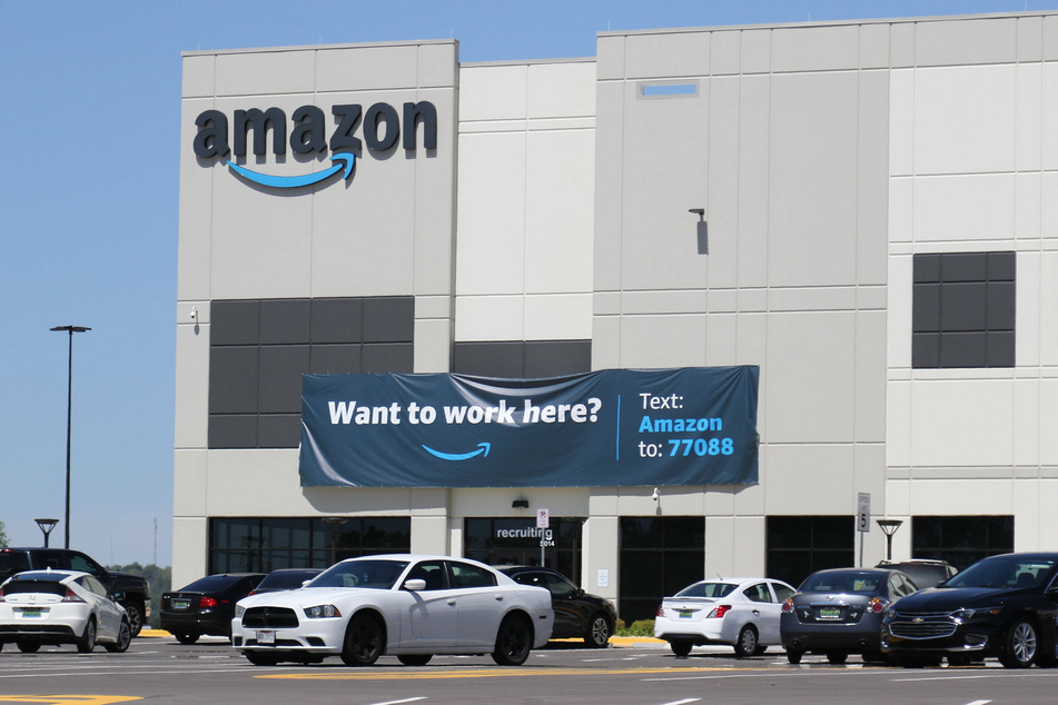 Ballots will go out to workers at an Amazon warehouse in Bessemer, Alabama, starting Friday.
