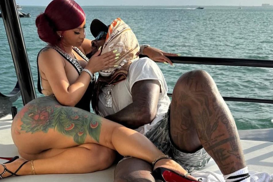 Cardi B officially confirmed her romance with Stefon Diggs (r.) amid her intense divorce from Offset.