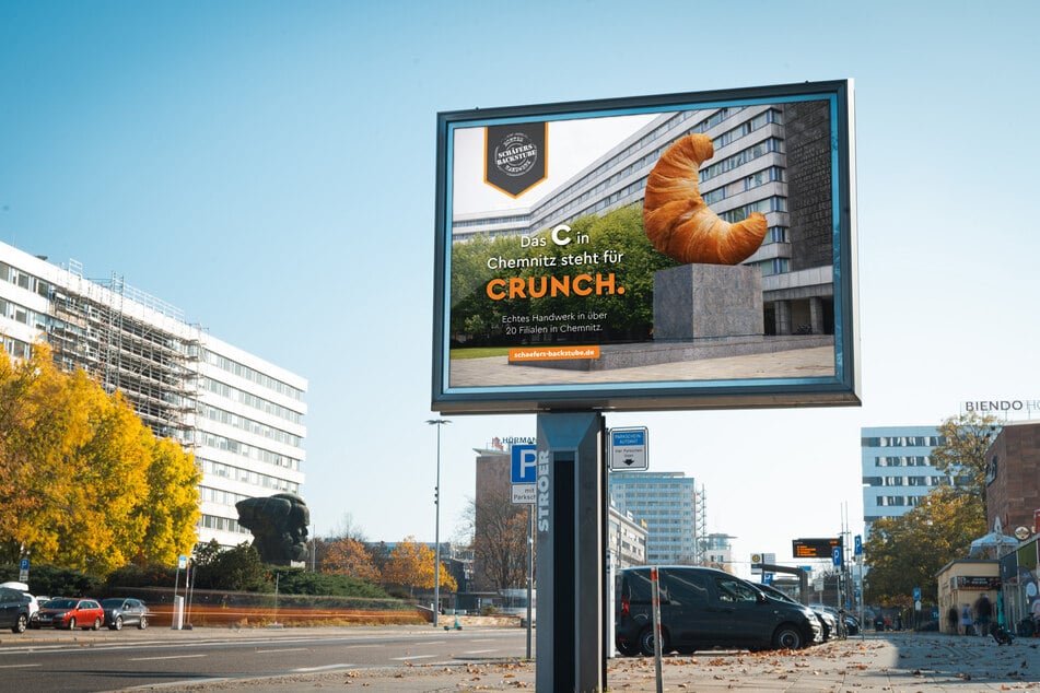 In der Brückenstraße erklomm ein Croissant auf dem Sockel dem Nischel Konkurrenz.