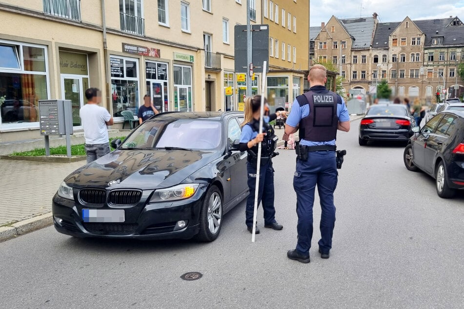 Unfall auf dem Schulweg in Chemnitz: Hier wurde ein Kind von einem Auto angefahren.