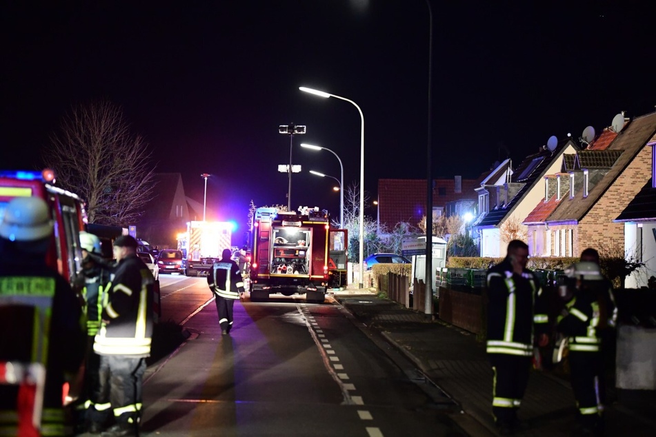 Polizei und Feuerwehr wurden am Montagabend (6. Februar) zu einer "Bedrohungslage" in Swisttal-Odendorf bei Bonn alarmiert.