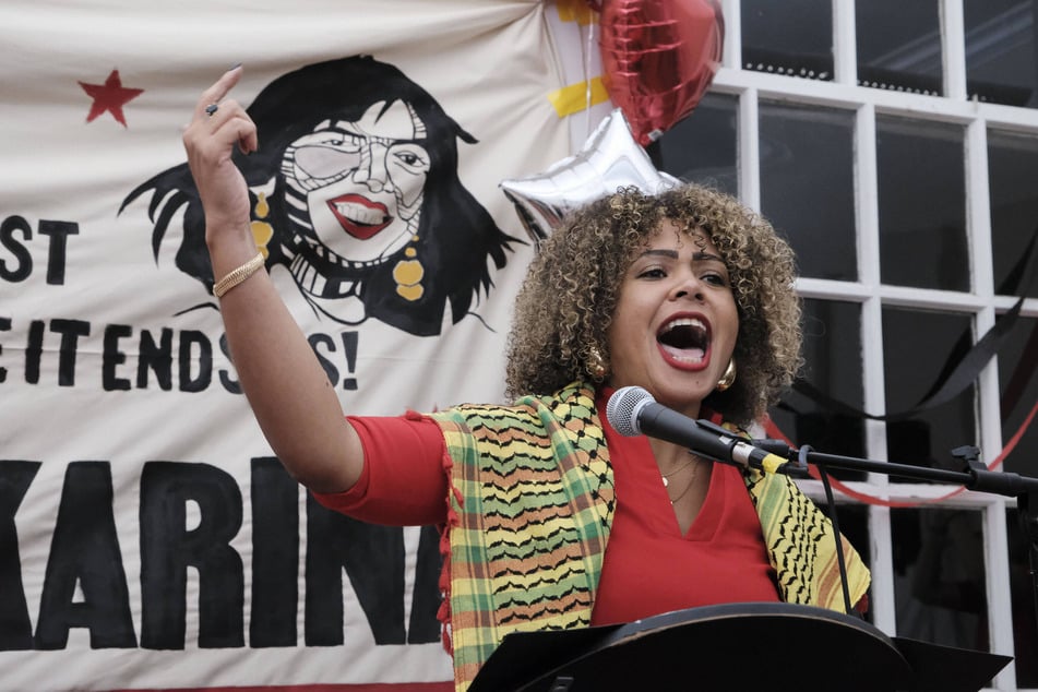 Claudia De la Cruz speaks at a Vote Socialist campaign event in Clarkston, Georgia.