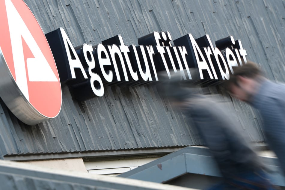Arbeitsmarkt entwickelt sich schlechter als erwartet: Zahl der Joblosen in NRW gestiegen