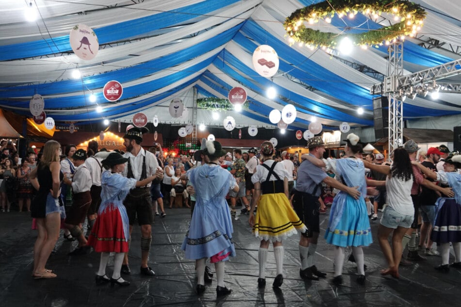 Während München in die Röhre guckt: Russen feiern "Oktoberfest" in Moskau