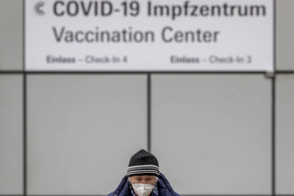 Die Laufzeit für die Impfzentren in ganz Deutschland soll bis Ende des Jahres verlängert werden.