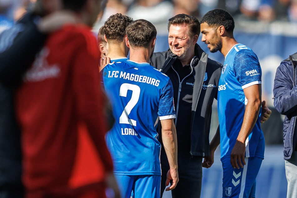 Lachende Gesichter nach dem Abpfiff: Der 1. FC Magdeburg freute sich über den Heimsieg.