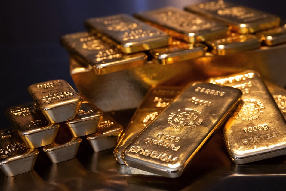 20 Goldbarren im Müll: Mann entsorgt Vermögen versehentlich im Container