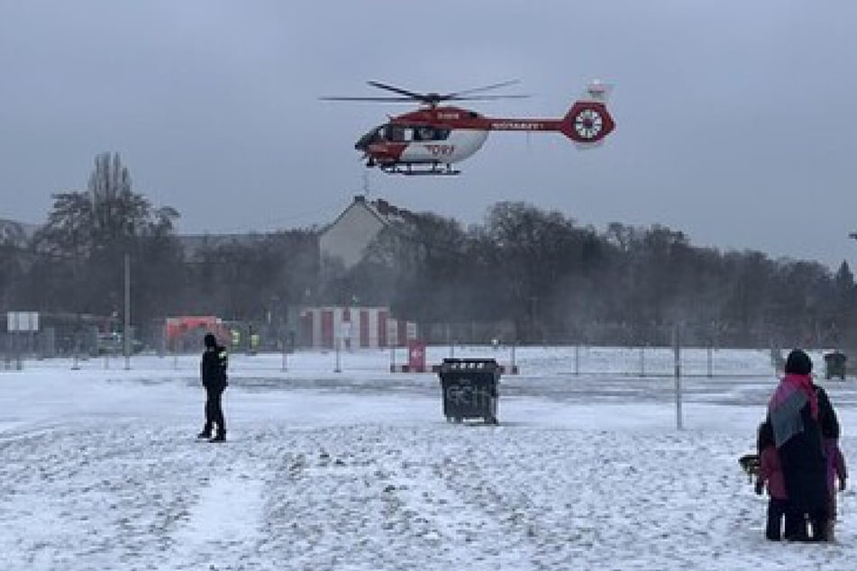 Berlin: Aufregung in Neukölln: Darum landete ein Hubschrauber auf dem Tempelhofer Feld
