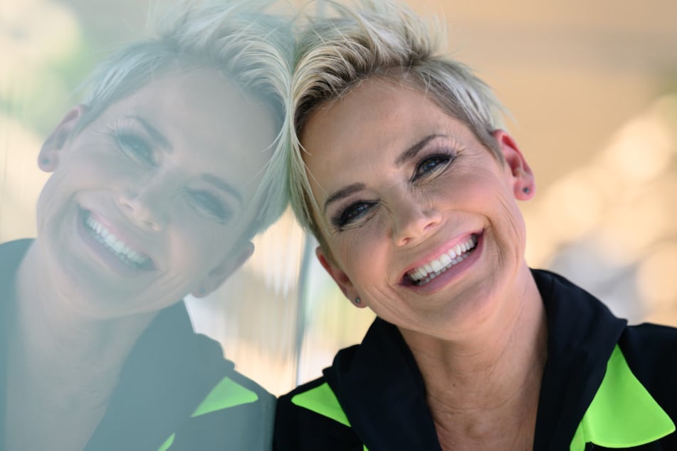 Seit dem TV-Start von "Bauer sucht Frau" 2005 ist Inka Bause als Moderatorin mit dabei.