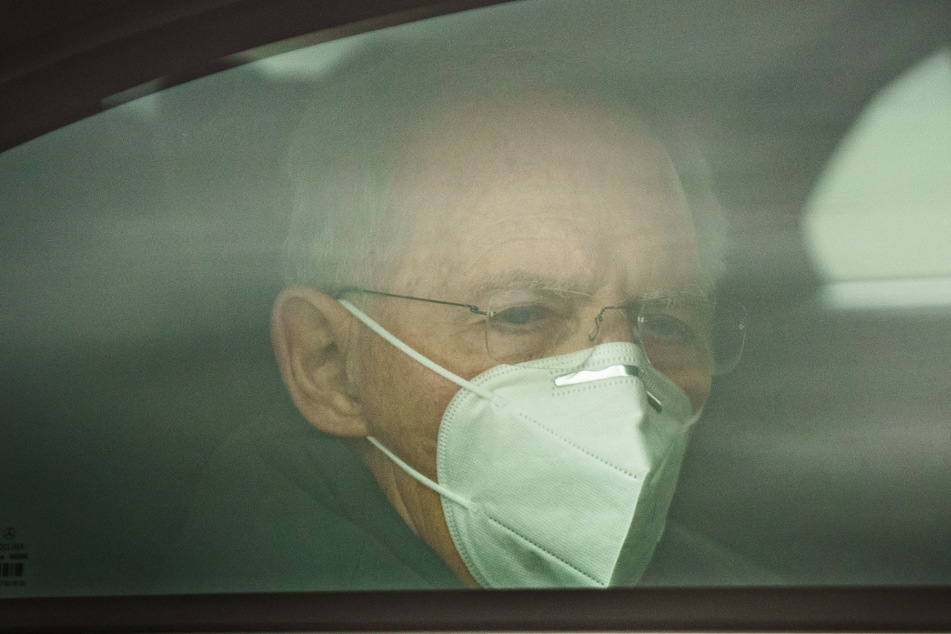 Bundestagspräsident Wolfgang Schäuble (78, CDU) attestierte Laschet, dass er alles für eine Kanzlerkandidatur mitbringe